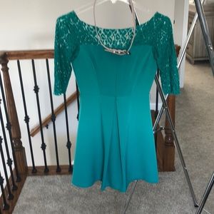 Jessica Simpson V back dress with belt